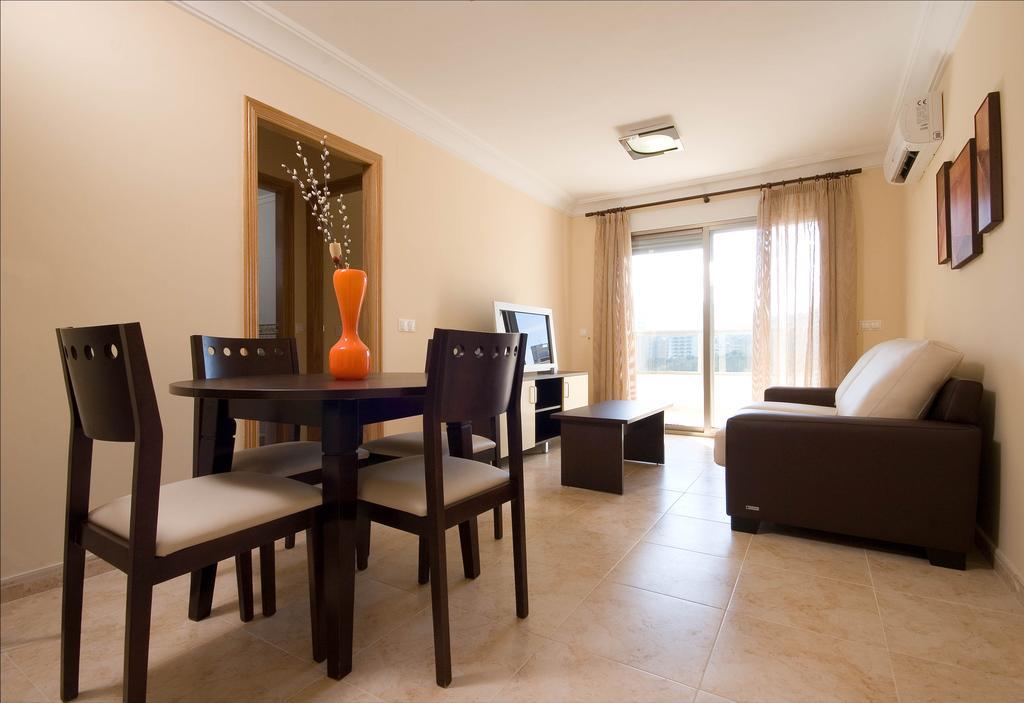 Hotel La Cala Finestrat 칼라 데 피네스트라트 객실 사진